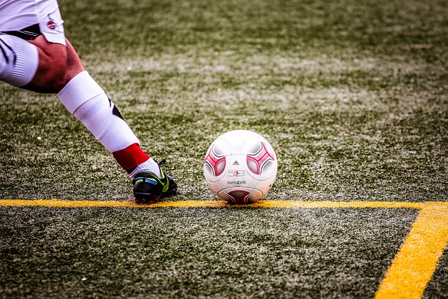足球